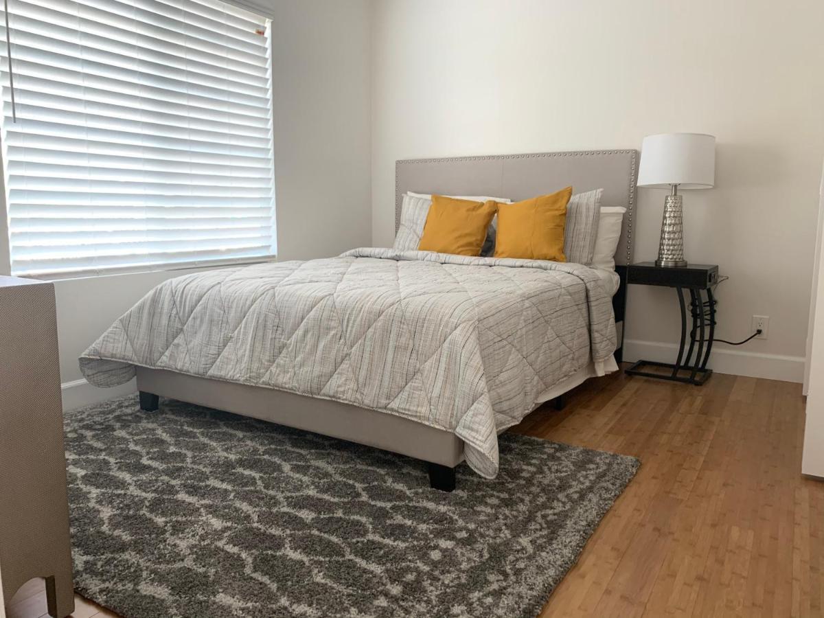 Gated Contemporary 3 Bedroom - 2 Bathroom Home In South La Plus Parking Los Angeles Exteriör bild