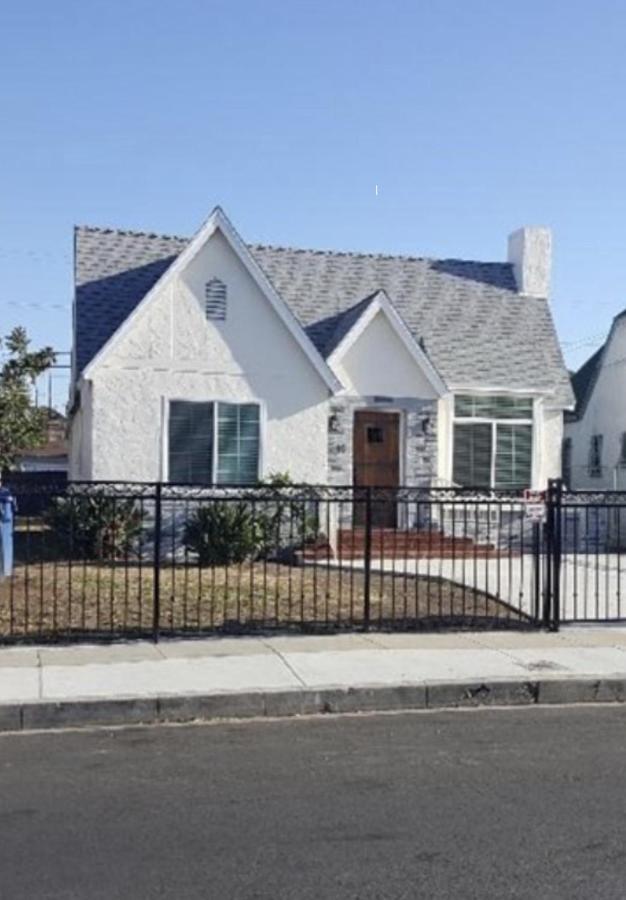 Gated Contemporary 3 Bedroom - 2 Bathroom Home In South La Plus Parking Los Angeles Exteriör bild